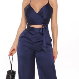 Satin two piece leg set